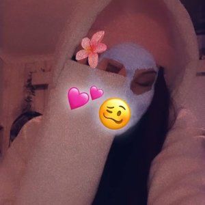 Meet your Posher, Dannielle